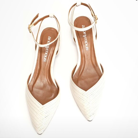 Anonymous Copenhagen kitten-heel shoe, size 8 / 39 Euro, shiny lamb white, NWT - Picture 3 of 7